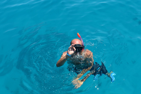 Hurghada: Snorkeling a Orange Bay con pranzo e immersioni facoltativeBarca privata - Pacchetto speciale per gruppi