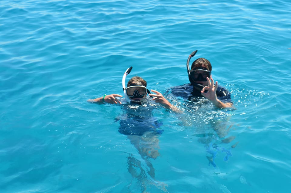 Snorkeling off Port na happle