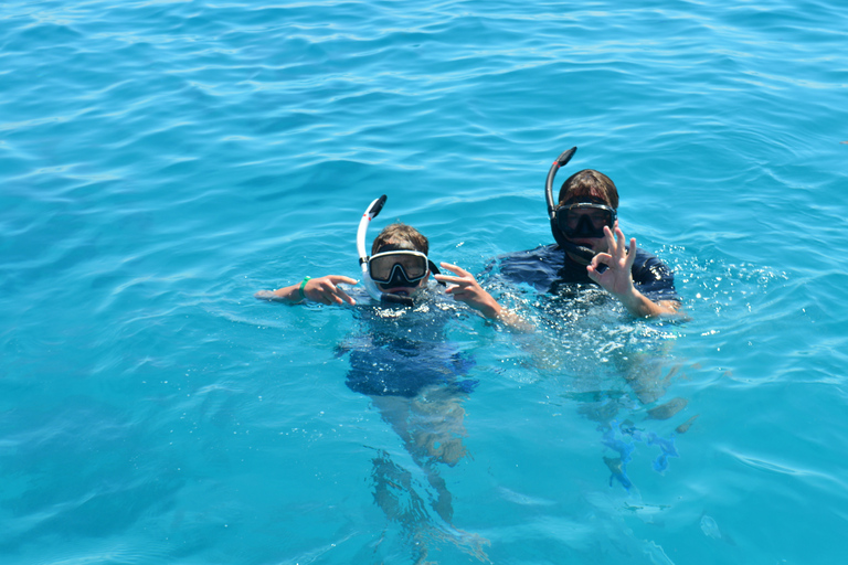 Hurghada: Snorkling i Orange Bay med lunch och dykning (tillval)Privat båt - Specialpaket för grupper