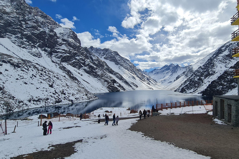 Experience Portillo and Laguna del Inca with a picnic. Santiago - The Andes - Laguna del Inca and Portillo