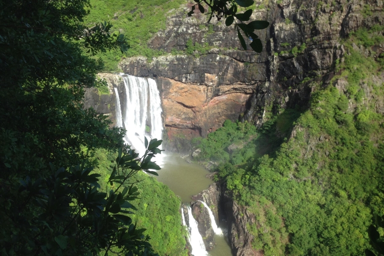 Mauritius: Full Canyon Tamarind Falls 5-stündige WanderungMauritius: 5-h Wanderung durch Schlucht der Tamarind Falls
