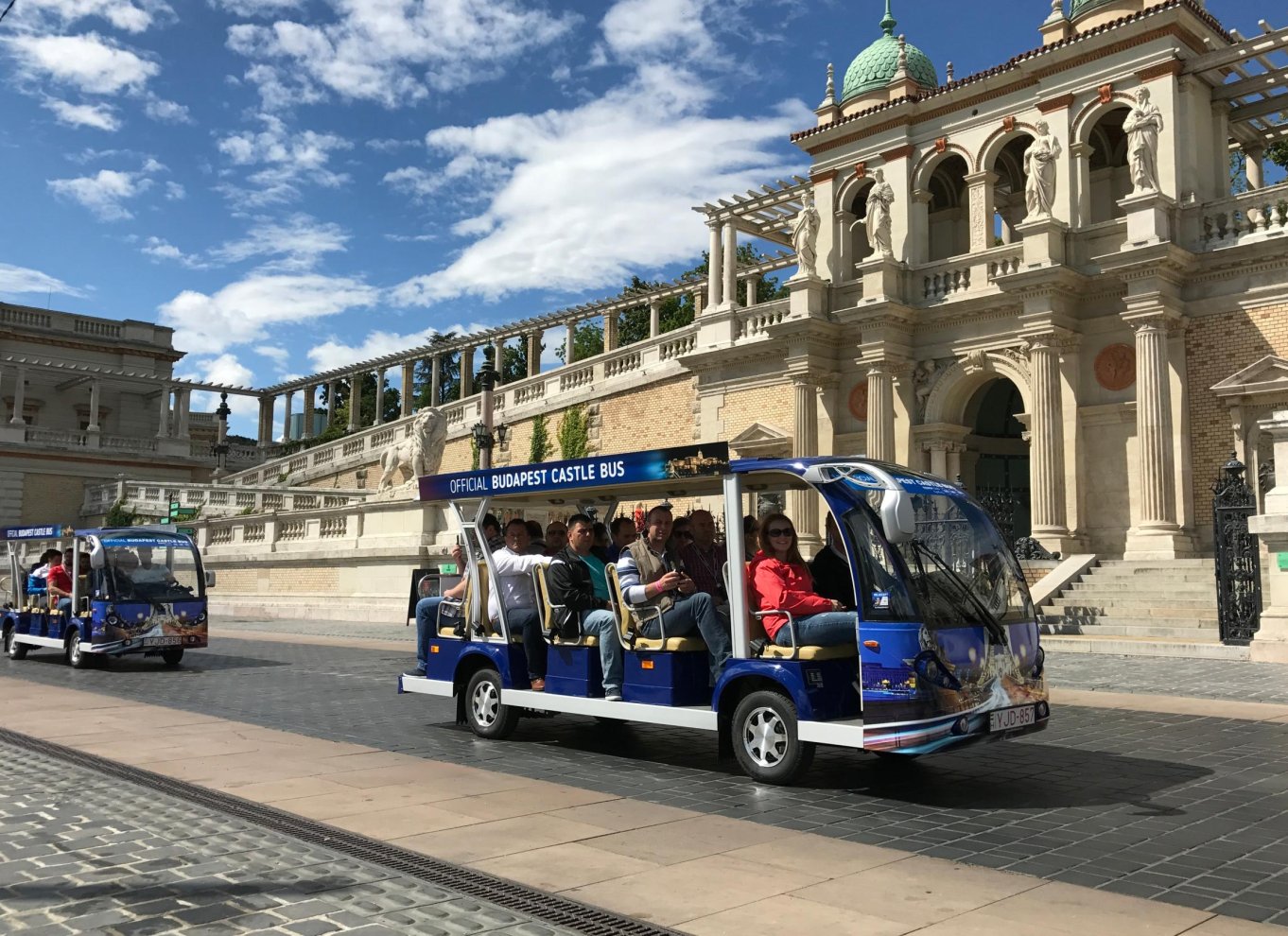 budapest castle bus tour