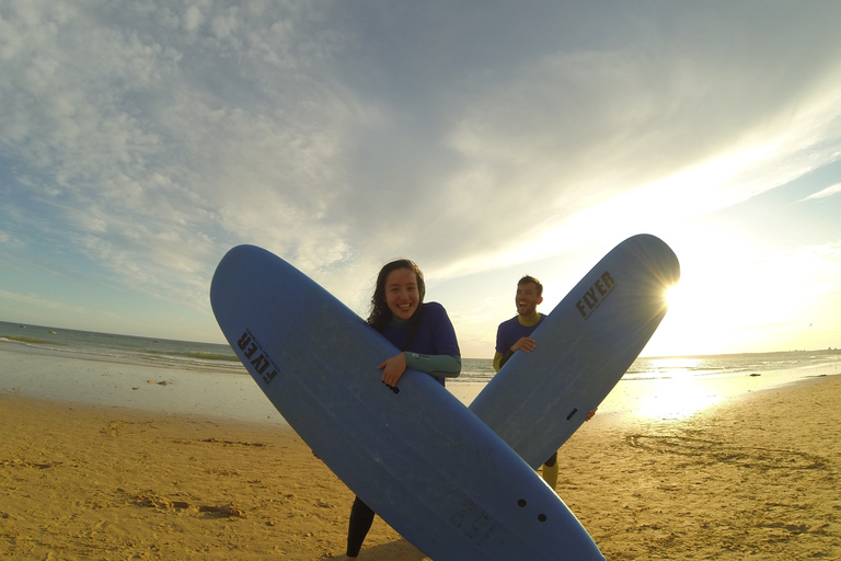 Albufeira: Aula de surfe de 2 horasAlbufeira: aula de surf de 2 horas