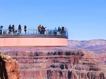 Las Vegas: Grand Canyon, Hoover-Dam & 7 Magic Mountains Tour Las Vegas: Grand Canyon, Hoover-Dam & 7 Magic Mountains Tour