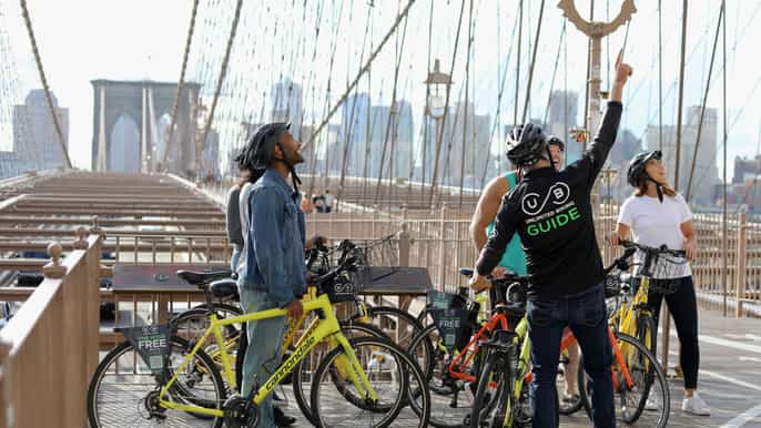 from manhattan 2hour brooklyn bridge sightseeing bike tour