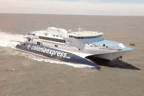 De Buenos Aires: Bilhete de Balsa p/ Colônia e Tour Opcional
