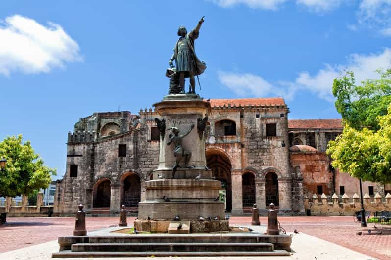 Punta Cana: Full-Day Santo Domingo Tour