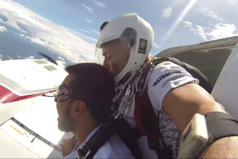 Depuis Bogota : une journée d'aventure et saut en parachute