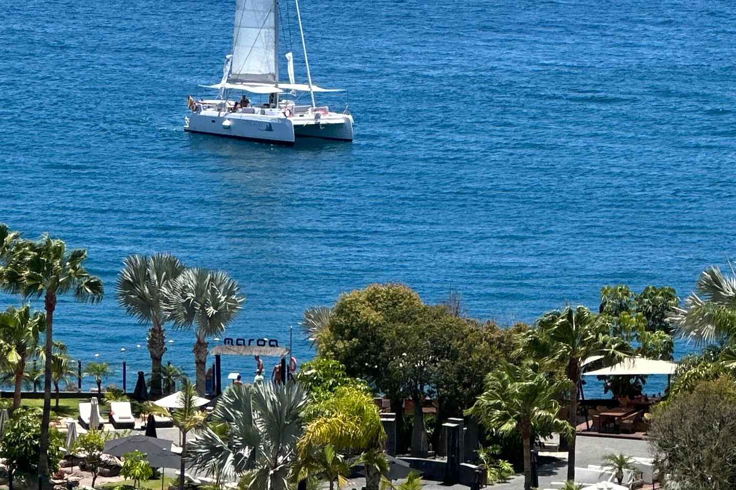 Gran Canaria: Catamaran Tour with Lunch on Pristine Beaches