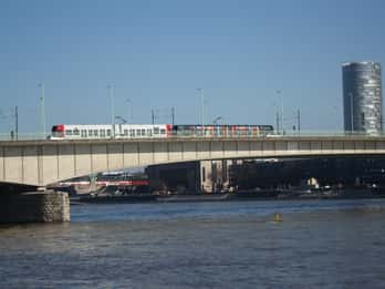 Köln: Ost-West-Rundgang und KölnTriangle Köln: Ost-West-Rundgang und KölnTriangle
