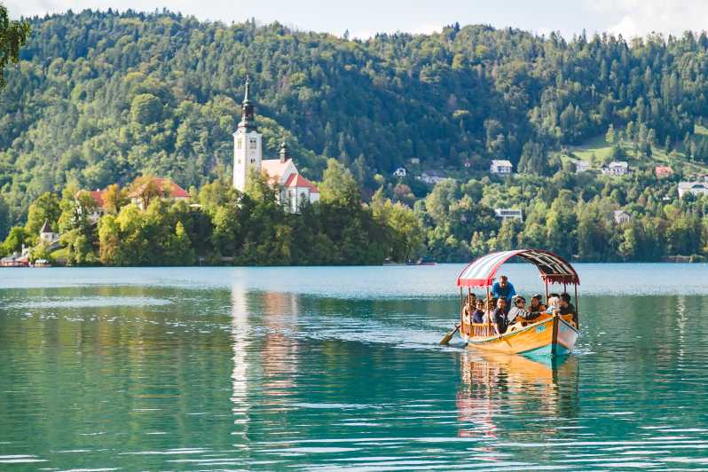 Bled: tour del lago e del castello della città | GetYourGuide