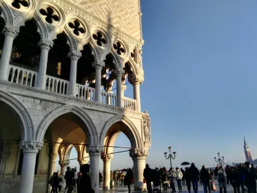 Venedig: Dogenpalast & Markusdom - Tour ohne Anstehen