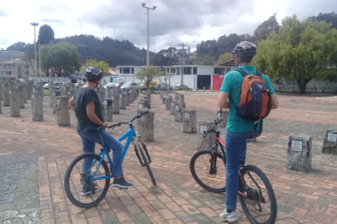 Cuenca: recorrido en bicicleta por sitios históricos y lugares de interés