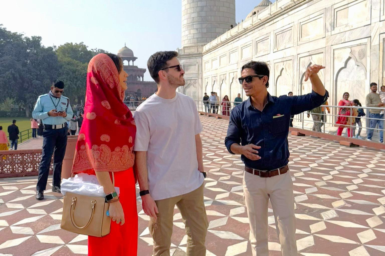Agra: Excursão particular sem filas ao Taj Mahal e ao Forte de AgraVisita guiada ao Taj Mahal e ao Forte de Agra (entradas incluídas)