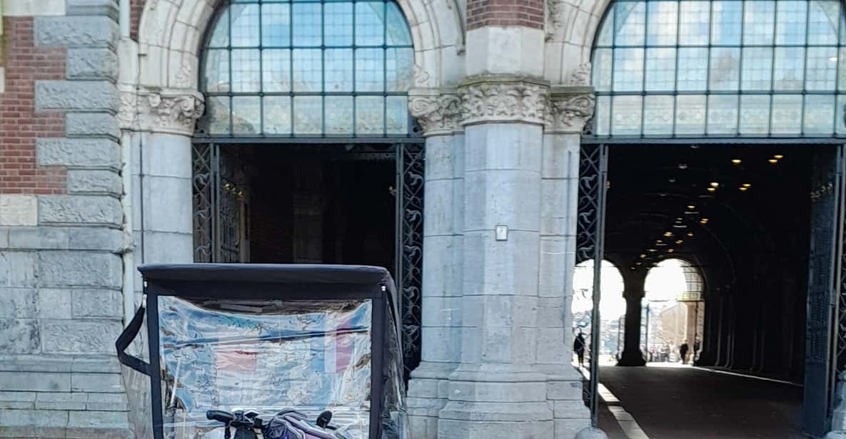 Afbeelding 5 van Amsterdam: Privé stadstour met gids per fietstaxi