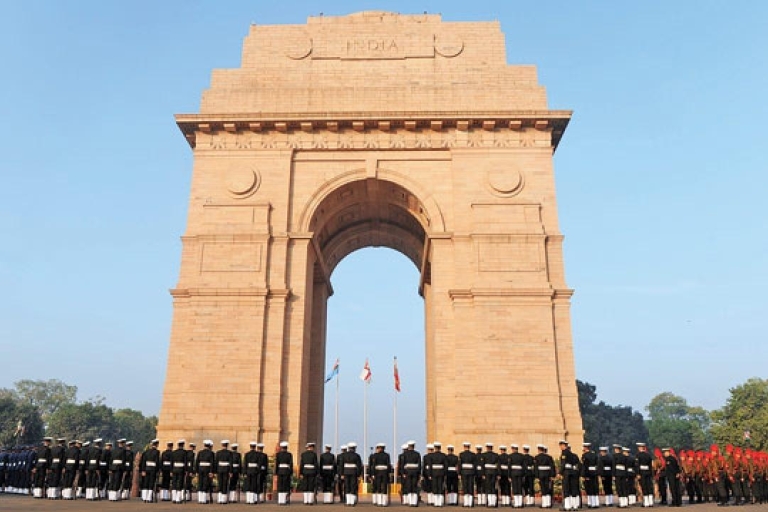 Delhi: Old and New Delhi Private One Day Tour Delhi Tour without Entrance Tickets