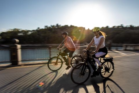 Malaga: 3-Hour E-Bike Tour to White Village Olías
