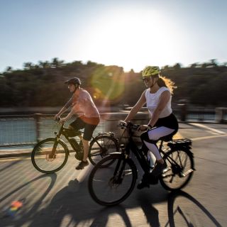 Malaga: tour in bici elettrica di 3 ore al White Village Olías