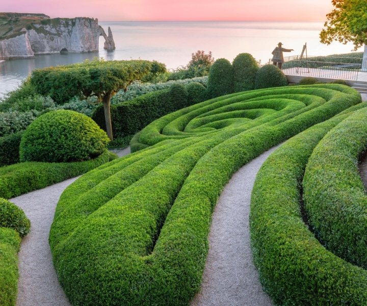 Normandy: Jardins d'Etretat Self-Guided Visit