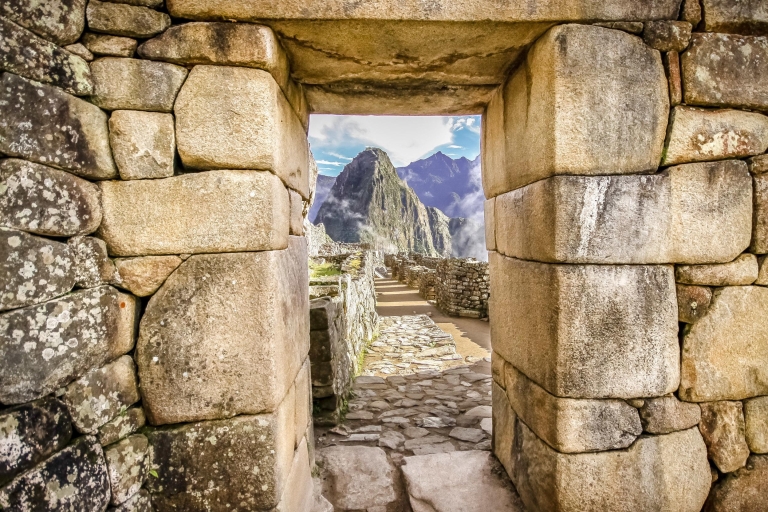 Ab Cusco: Machu Picchu-Tour mit TicketsInca Rail 360º Zug - Panoramadeck