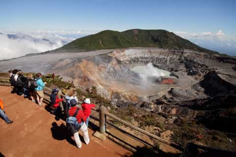 From Jaco: Doka, Poas Volcano and La Paz Waterfalls Day Tour