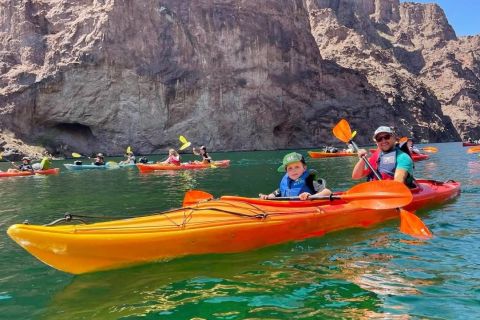 Depuis Las Vegas : Location de kayak avec navette - Emerald Cave