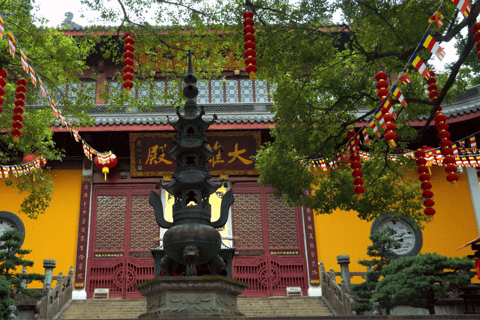 Hangzhou Temple Walk
