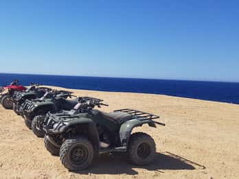 Hurghada: Quad-Tour bei Sonnenuntergang am Meer & den Bergen Hurghada: Quad-Tour bei Sonnenuntergang am Meer & den Bergen