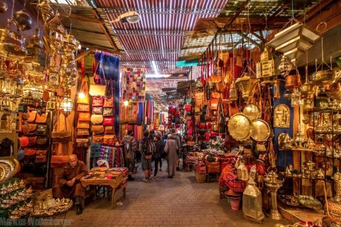 Au départ de Casablanca : Excursion d'une journée à Marrakech avec promenade à dos de chameau
