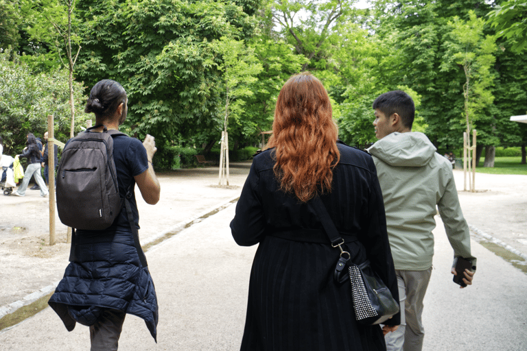 Madrid: Retiro Park Deluxe with Hidden Stories Small Group El Retiro Tour + Rum Tasting