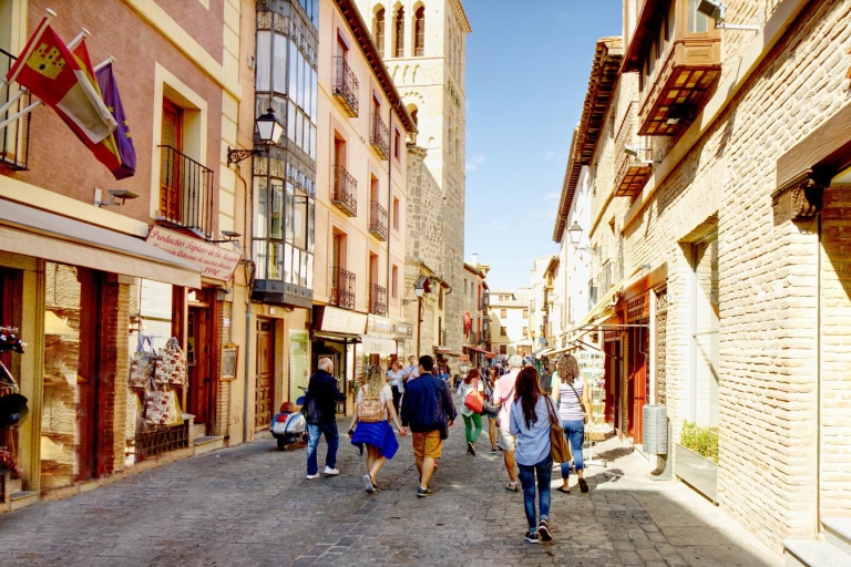 Desde Madrid: tour del Toledo antiguo con tirolina opcionalToledo: tour con pase de pulsera para evitar las colas