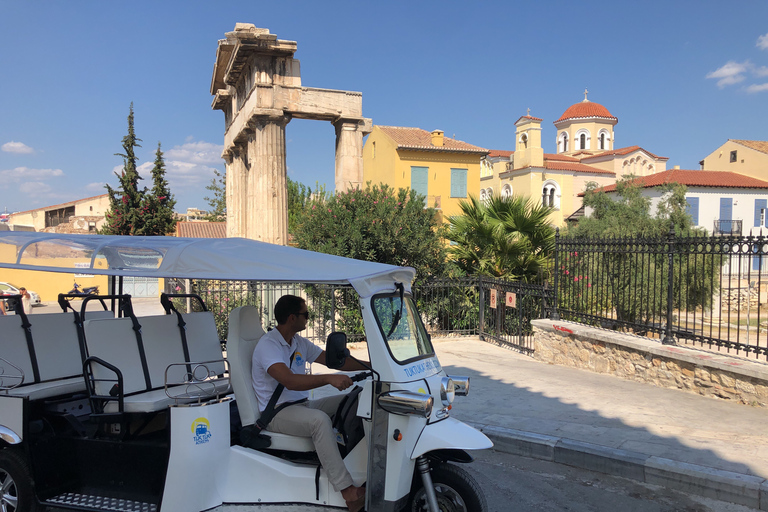 Atenas: recorrido turístico privado por la noche en tuk-tuk eléctricoTour en tuk-tuk con recogida en el hotel