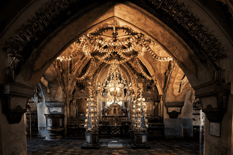 From Prague: Kutna Hora and Sedlec Ossuary Day Trip