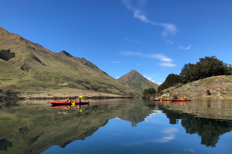 Queenstown: Experiencia en Kayak o SUP en el Lago MokeViaje en coche de Queenstown a Moke Lake