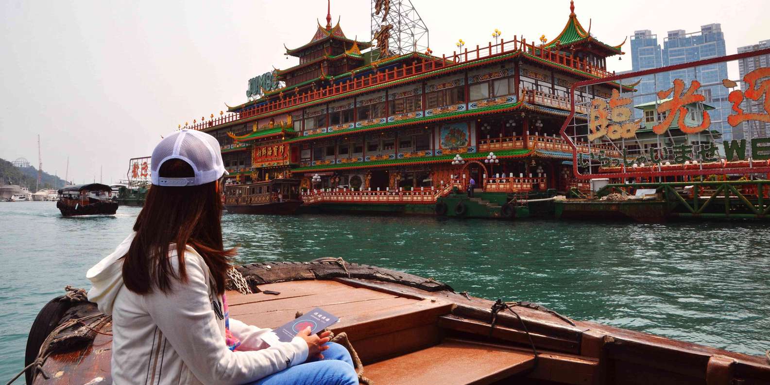 Hong Kong Aberdeen Audio Guided Tour And Houseboat Visit Getyourguide