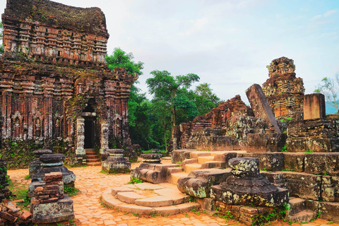 Hoi An: excursion d'une journée en petit groupe dans le sanctuaire My SonVisite privée avec frais d'entrée