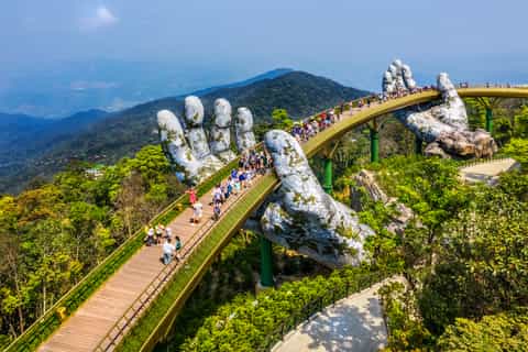Da Nang: Ba Na Hills and Golden Bridge Small Group Tour