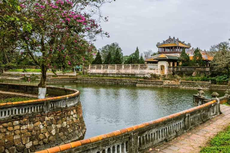 Da Nang: Hue Imperial City met kleine groepen en Hai Van Pass TourPrivétour met toegangsprijzen