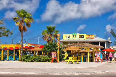 Nassau: Historic Downtown Nassau Bike Tour