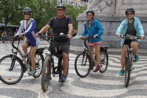 Lissabon: Die Hügel der Stadt mit dem E-BikeGruppentour auf Englisch