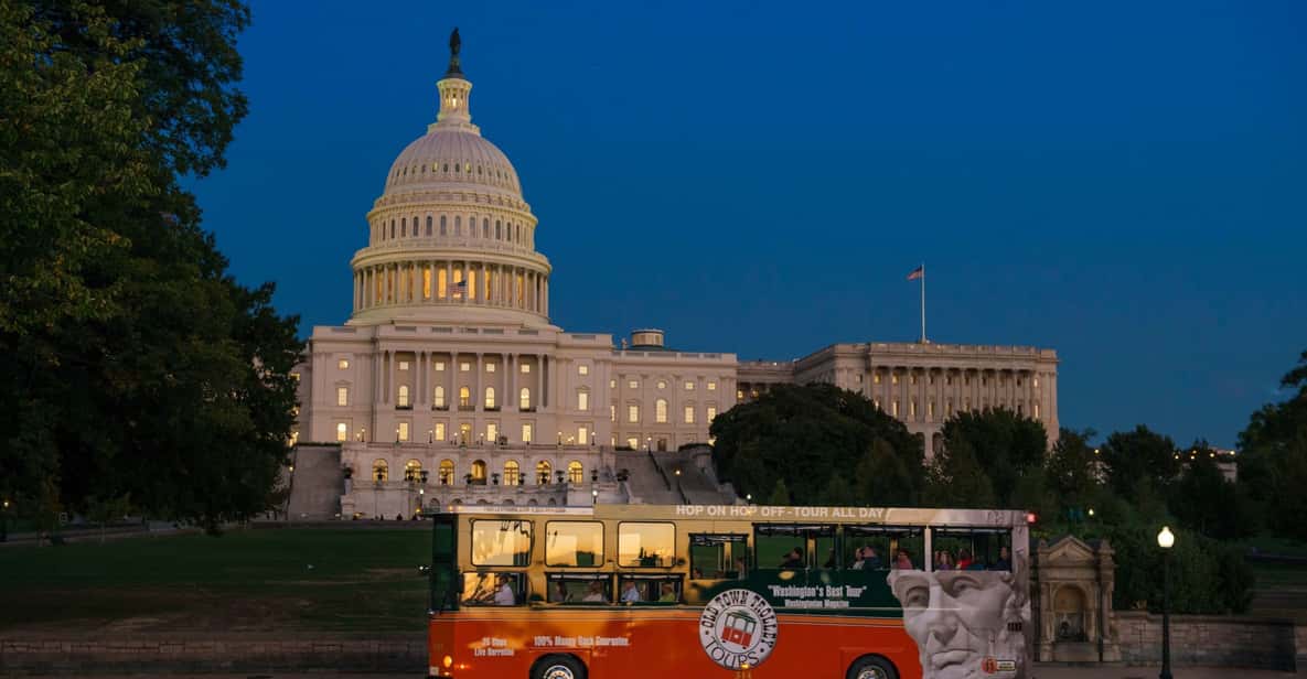 Washington: tour in tram tra i monumenti al chiaro di luna