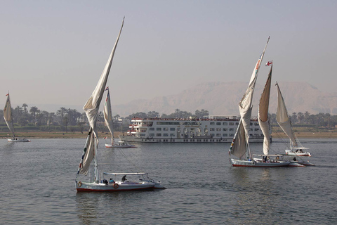 Luxor: privé Felucca-boottocht met hotelovername