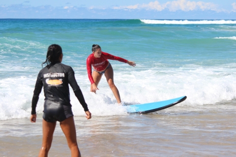El paraíso de los surfistas: paseo en lancha motora y lección de surf