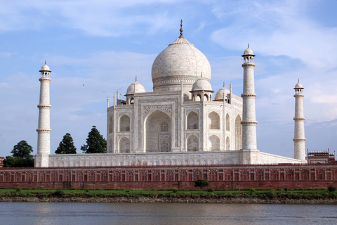 Da Delhi: Taj Mahal e Agra Fort Day Trip in treno espressoTour con posto in treno di 1a classe con biglietti d&#039;ingresso e pranzo