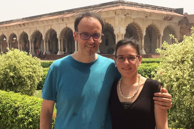 De Delhi: excursion privée d'une journée au lever du soleil au Taj MahalVisite avec voiture, guide et billets d'entrée