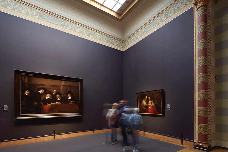 Amsterdam: Guided Rijksmuseum Tour in Spanish