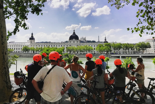 4-stündiges Lyon-Erlebnis – E-Bike, Verkostung & Spaziergang