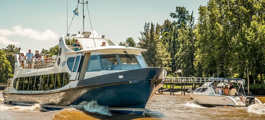 Cruises & boat tours