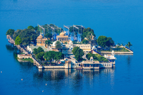 Udaipur : Visite guidée de Ghat et promenade en bateauOption standard