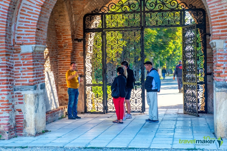 Tour por el palacio de Mogosoaia, los monasterios de Snagov y Caldarusani